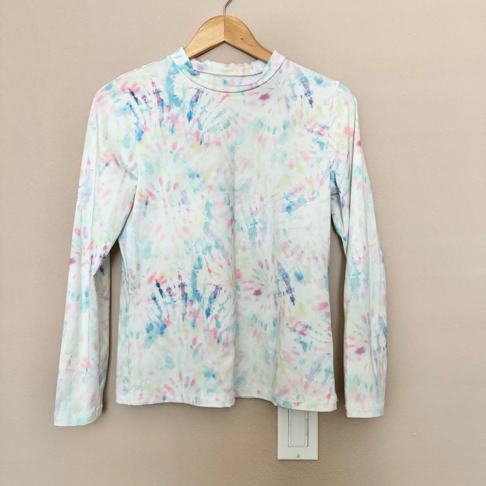 Cat & Jack Tie-Dye rash guard / swim Shirt